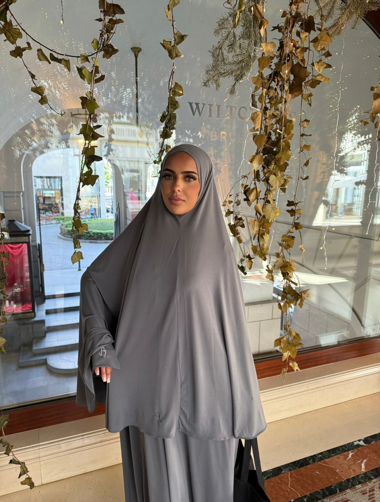 Khimar Gris